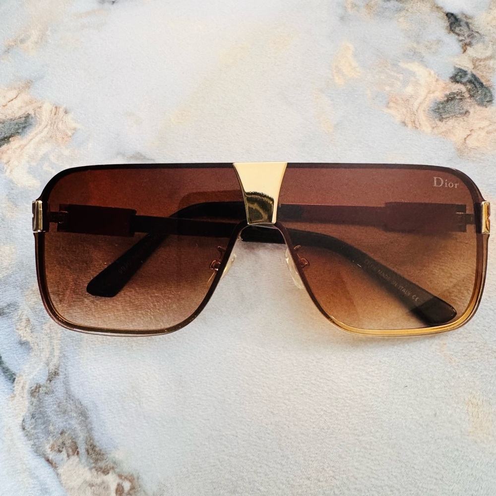 Classic Dior Sunglasses - Picture 2 of 8